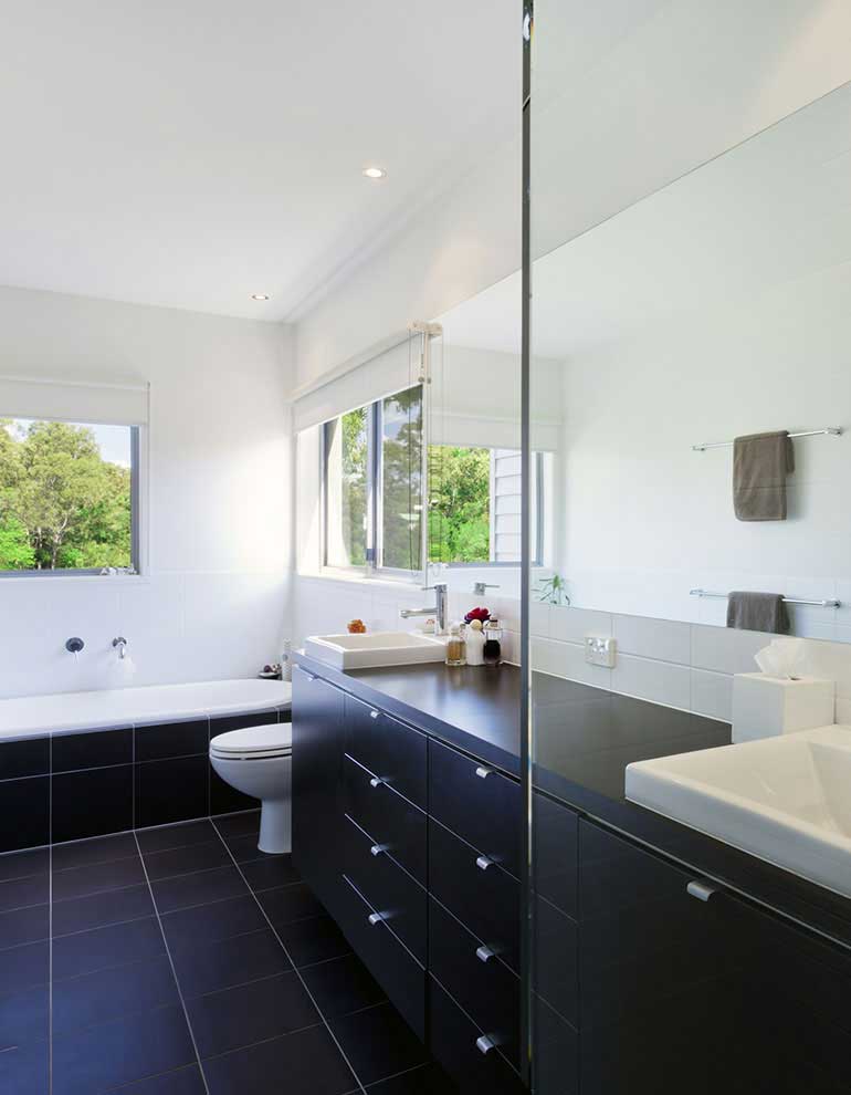 home_-bathroom-remodeling_zoombox4