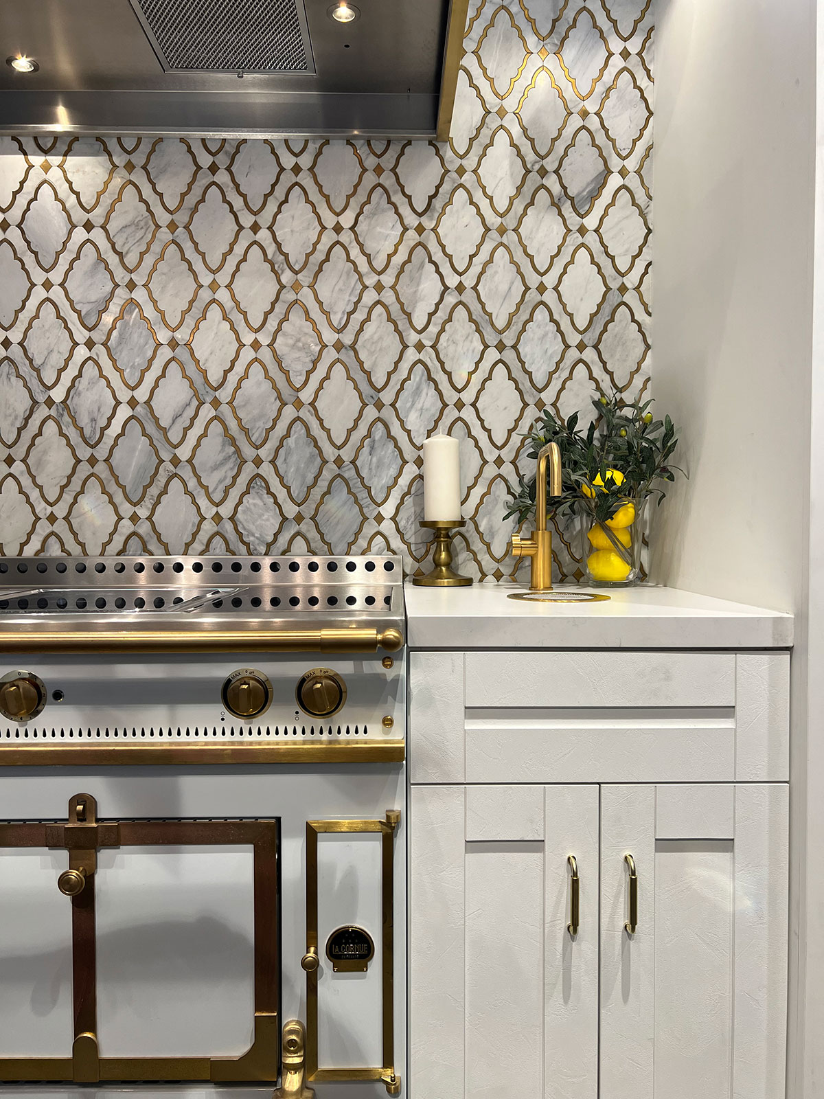 Kitchen remodeling in Aliso Viejo by Amazing Cabinetry