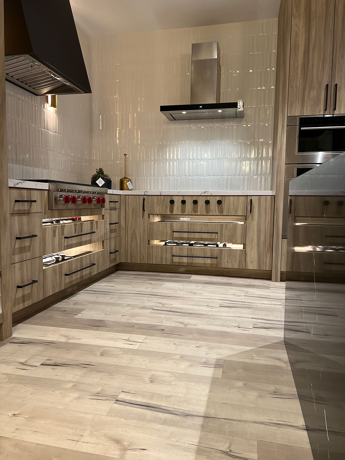 Custom kitchen cabinets and remodeling in Aliso Viejo